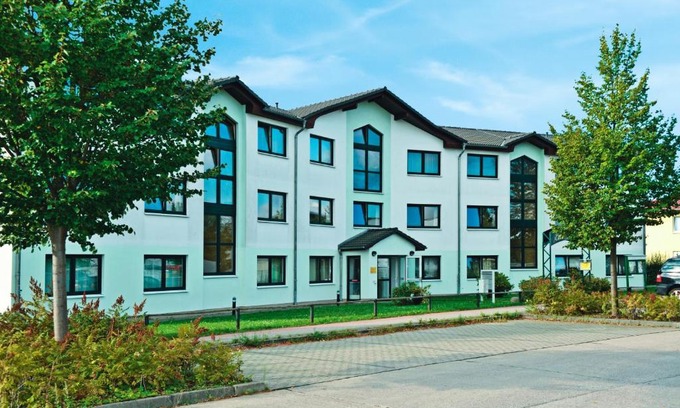 Hoppegarten Casa | Hotel Zum Grünen Tor