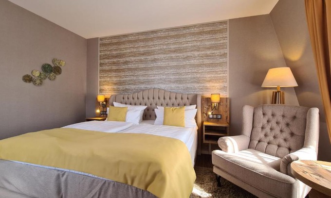 Burg Hotel | Hotel Zum Leineweber