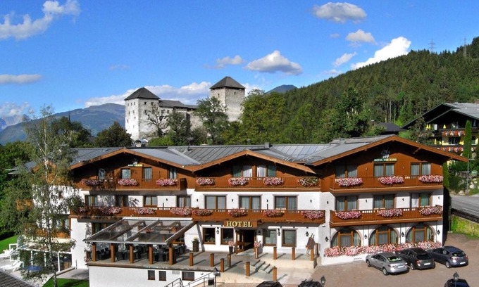 Kaprun Hotel | Hotel zur Burg