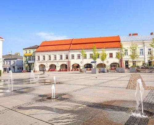 Kielce Casa | Hotelowe Pokoje Paris -RYNEK CENTRUM- City One