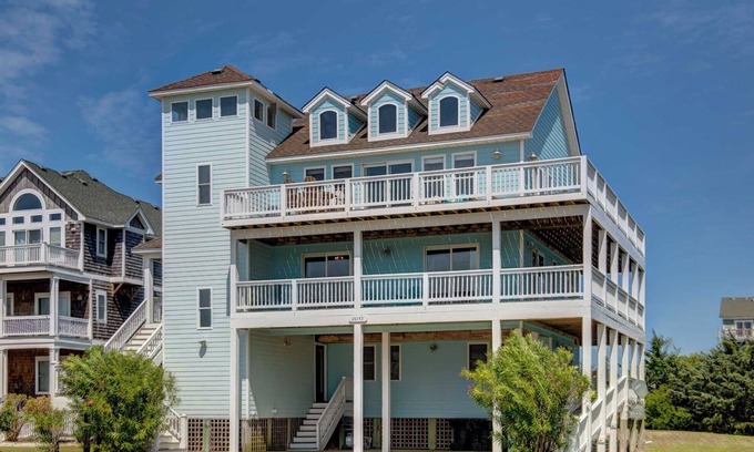 Wind Over Waves Casa | Hotter Otter-6 beds-private pool/hot tub-stunning sunsets-kid/pet friendly!