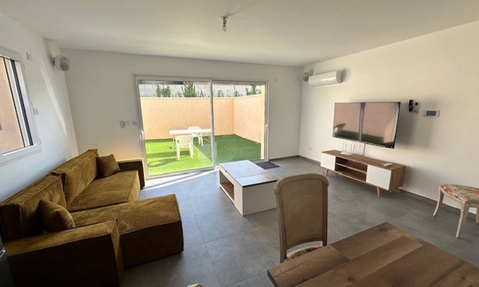 Satolas-et-Bonce Apartamento | House 40 With 5 Bedrooms Lechaffardcom