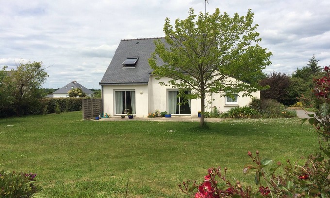 Clohars-Carnoet Casa | House 6 persons near Port de Doëlan / 2 stars tourism