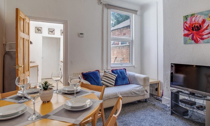 Coventry Apartamento | House Accommodation - Coventry Free Parking