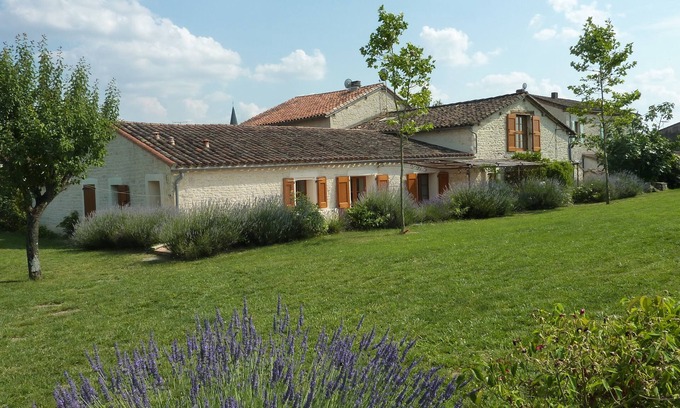 Noailles Casa | Casa y granero con piscina entre Cordes-sur-ciel y Albi