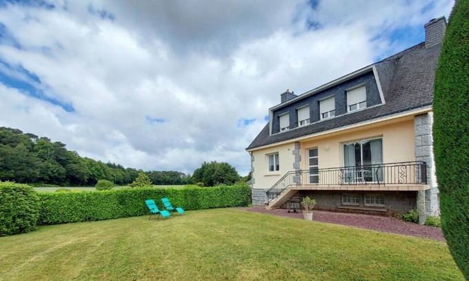 Pluvigner Casa | House between Land and Sea