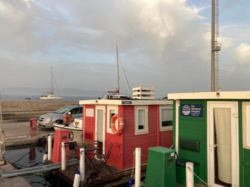 Poetto Apartamento | House boat V al Poetto 2 pax piu' 1