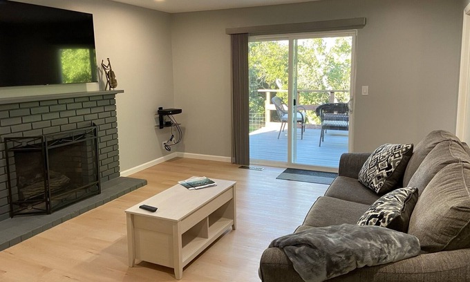 Live Oak Casa | House, deck, beaches