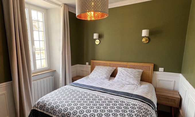Sainte-Mere-Eglise Casa | House for 10 people in the center of Sainte Mère Eglise