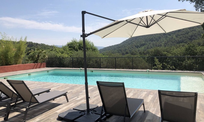 Salernes Casa | House for 2 people in an estate with swimming pools, tennis court and river