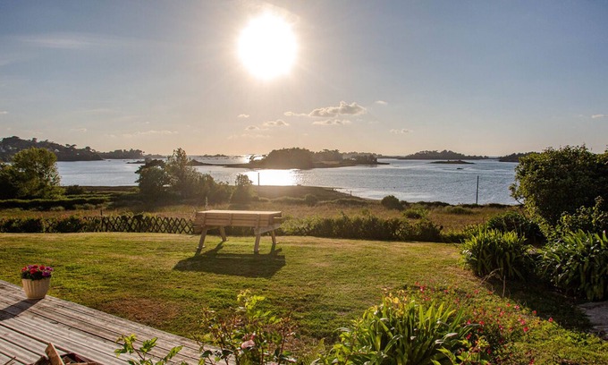 Penvenan Chalet De Esquí | Casa para 7 Grand Bambou-magníficas vistas al mar