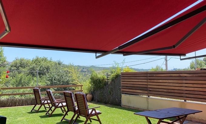 Abrera Casa | House for 8-9 people 25 min from Barcelona, Montserrat, Sitges, Penedes.