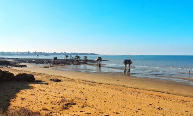 Saint-Brevin-l'Ocean Casa | House for 8 450m from the beach in St Brevin l’Océan