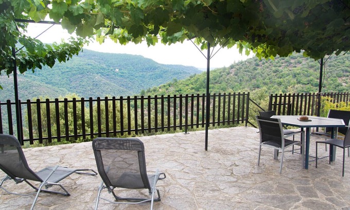 Saint-Martin-de-Lansuscle Casa | House