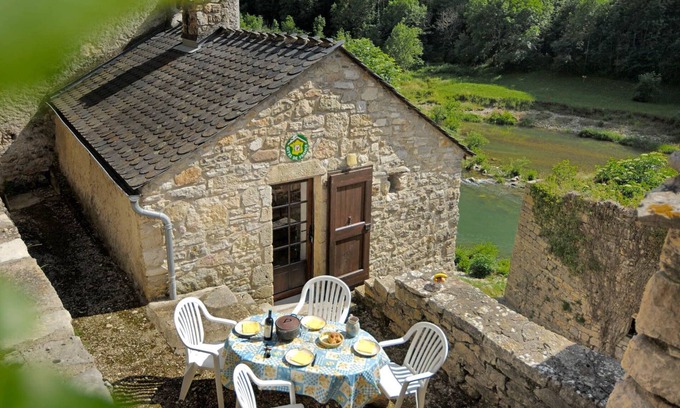 Saint-Chely-du-Tarn Casa | House