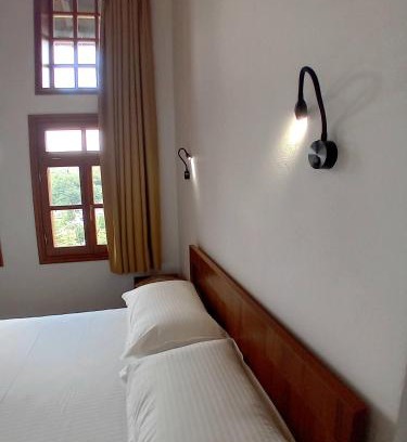 Gjirokaster Hotel | House Hotel Cela