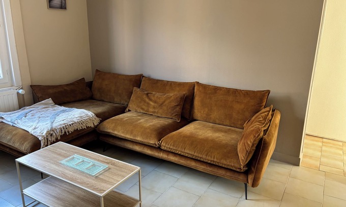 Recourt Casa | House ideal for family or employees 4 bedrooms, garden, garage, fireplace