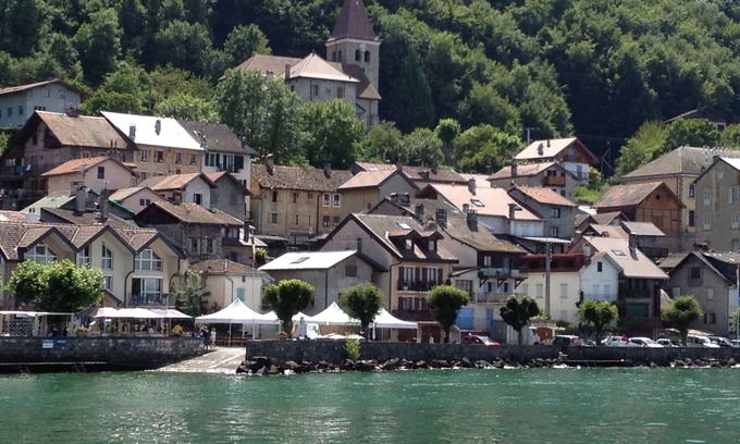 Meillerie Casa | Casa renovada en pueblo de pescadores con impresionantes vistas del lago de Ginebra