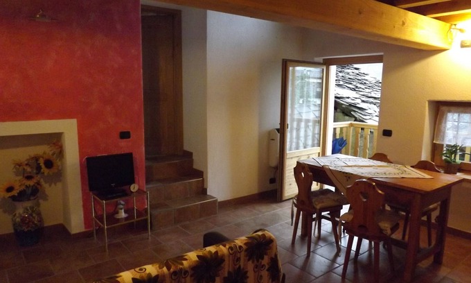 Chatillon Casa | CASA EN UN PUEBLO ANTIGUO disponible en julio