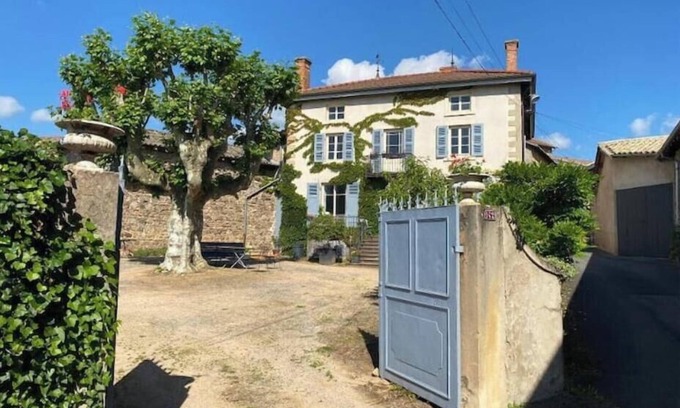 Regnie-Durette Casa | House in Beaujolais village