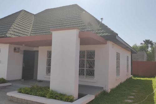Brufut Casa | House in brufut near the sea/tanji bird reserve