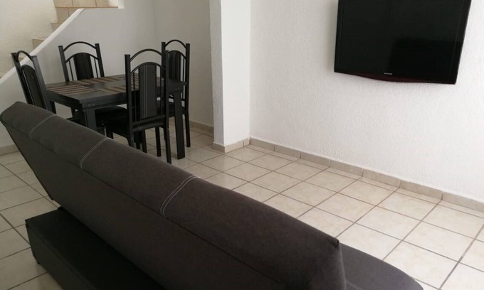 S.M. 57 Casa | Casa en Cancún a 15min de la playa y aeropuerto, seguridad 24hrs.