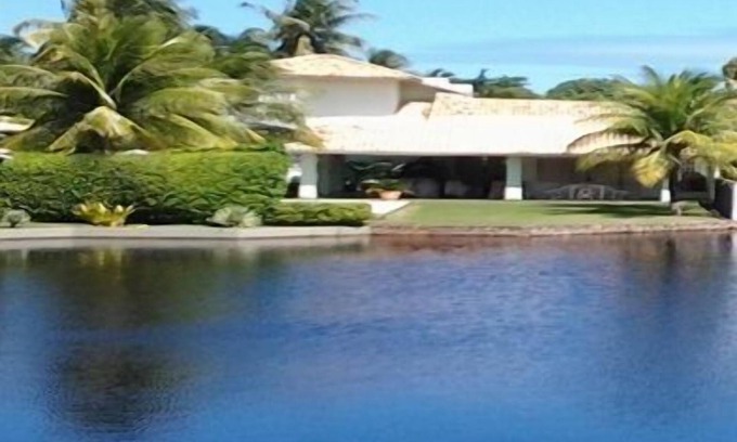 Jaua Casa | Casa en Cond. Parque Interlagos. Todos cortados de lagos. Lo mejor de Bahia!