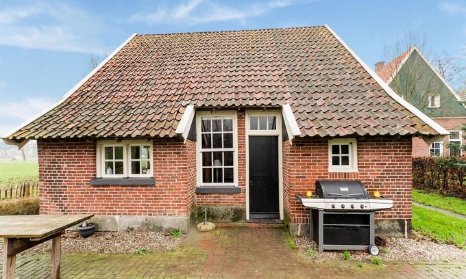Municipality of Enschede Apartamento | House in former 'bakspieker' in rural location near Enschede