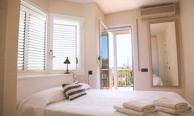 Sitges Casa | CASA EN PRIMERA LINEA DEL MAR