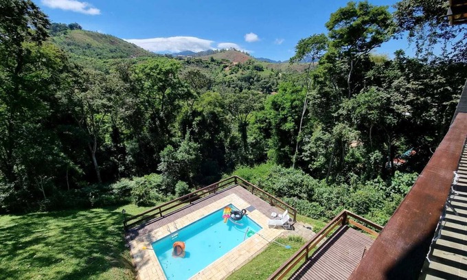 Itaipava Cabaña | House in gated community
