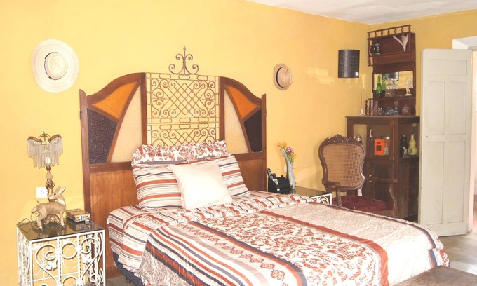 Barrio de Santiago Casa | Casa De Piedra - Auténtica hospitalidad mexicana!