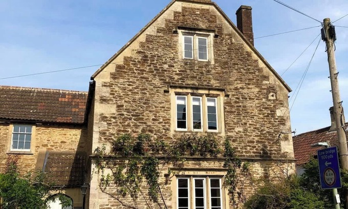 Beckington Casa | House in Pretty Beckington, Near Bath & Frome