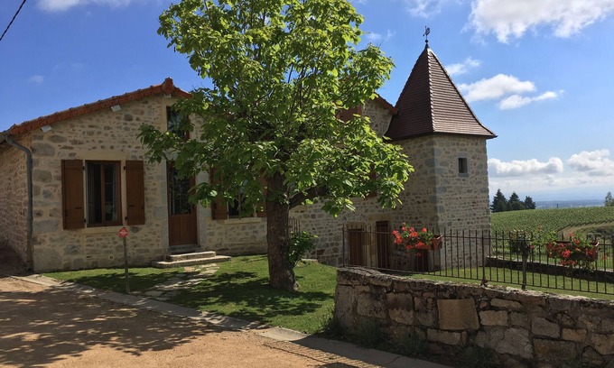 Renaison Casa | Casa en el corazón de viñedos en un viñedo, Le Domaine de la Paroisse
