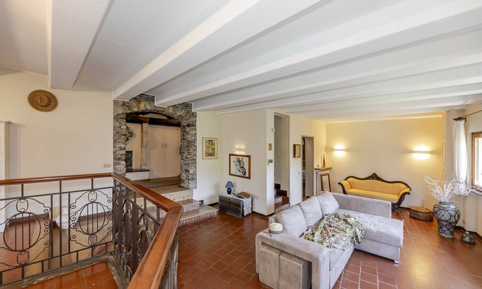 Montegrino Valtravaglia Villa | 0008 Casa nel bosco - Lanzieri F.