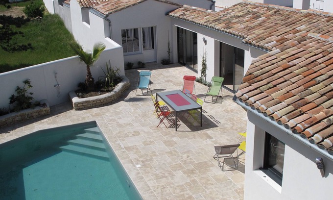La Couarde-sur-Mer Villa | Maison La Couarde: villa con piscina de pie de 10p idealmente ubicada cerca del mar