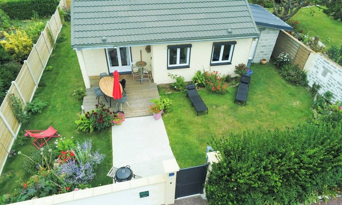 Mesnil-Val Casa | HOUSE. LOVELY SEA AND CLIFF VIEWS RATED 4-STAR FURNITURE