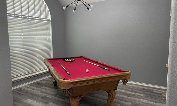 Wetmore Casa | House Near JW Marriott Evans/Bulverde 4bed 2bath