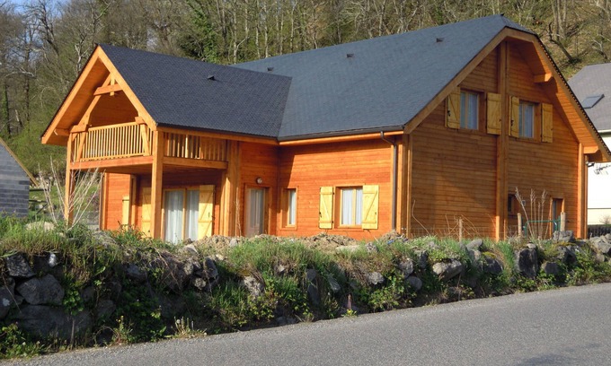 Gez Chalet De Esquí | CASA / CHALET NUEVO en MARCO DE MADERA