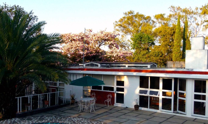 Santa Maria Ahuacatitlan Casa | CASA DE ARTE, LUZ Y PAZ