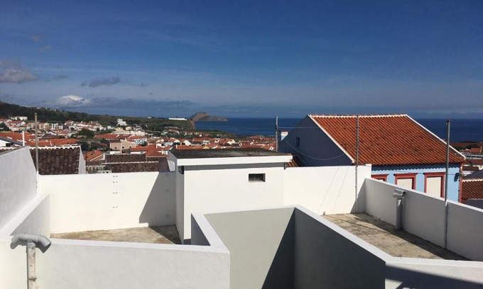 Angra do Heroismo Apartamento | House of Memories