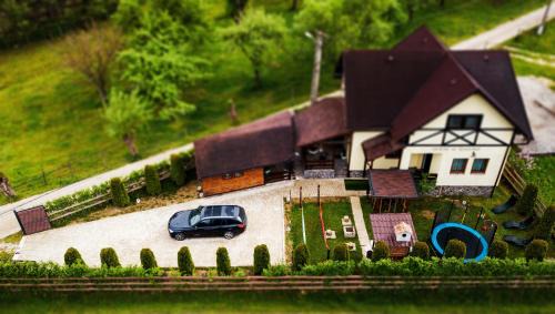 Bran Villa | House of Seasons