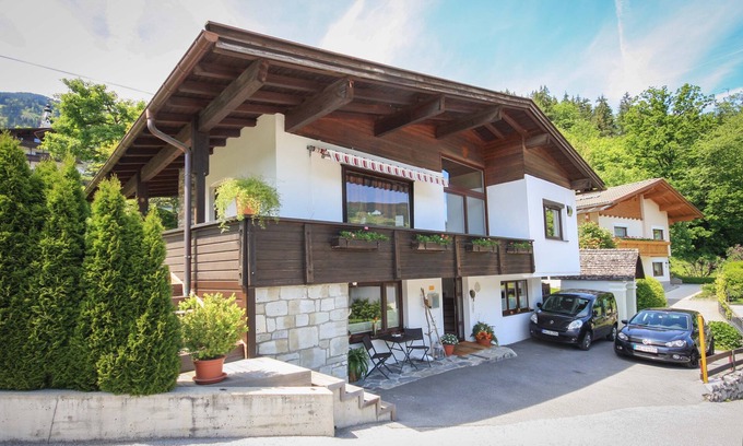 Fuegen Casa | La casa de la Marienberg con grandes vistas y gran oportunidad para ir a esquiar!