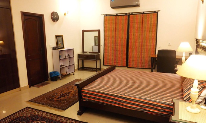 Lahore Casa | House Portion - Private Space {no-one living} @ DHA