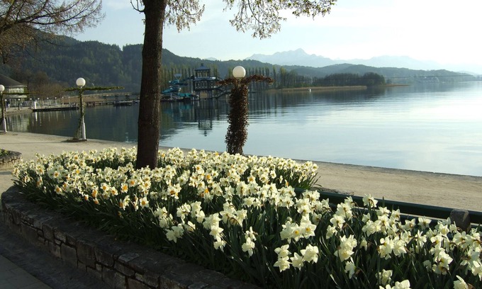 Krumpendorf am Woerther See Casa | Casa posición tranquila y soleada, a 1,5 km del lago Wörthersee