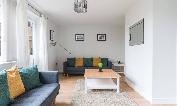 Newcastle-upon-Tyne Casa | Charming 3-Bed House in Newcastle upon Tyne