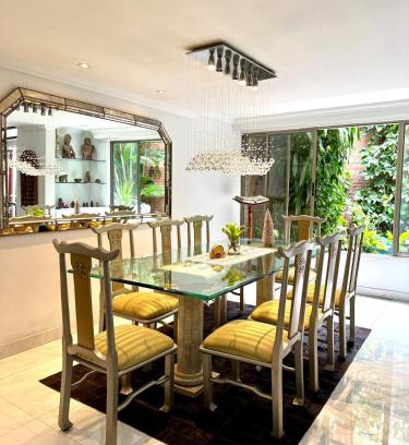 Cali Casa | House surrounded by nature