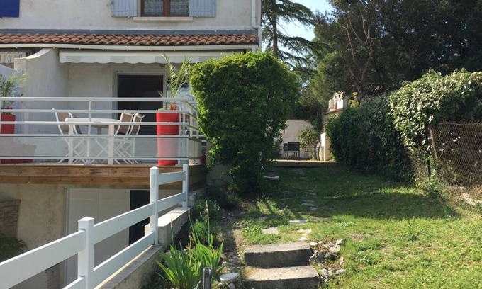 Saint-Palais-sur-Mer Casa | Casa muy bien ubicada.