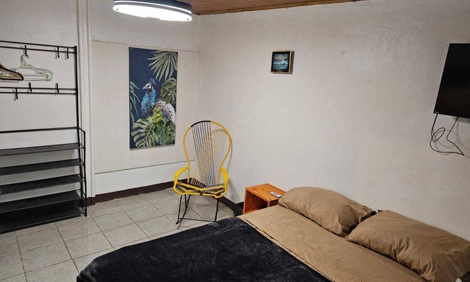 Agonia Casa | House w/Garage near the Stadium in Canoas, Alajuela Costa Rica