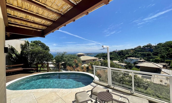Joao Fernandes Casa | House w/ view barbecue and pool 600m from João Fernandes beach