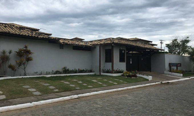 Praia Rasa Casa | Casa de 3 habitaciones en condominio - con piscina y sauna - a 200 metros de la playa